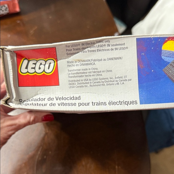 LEGO 4548 9V Electric Speed Regulator Set with Yellow and Gray NIB - Picture 3 of 4